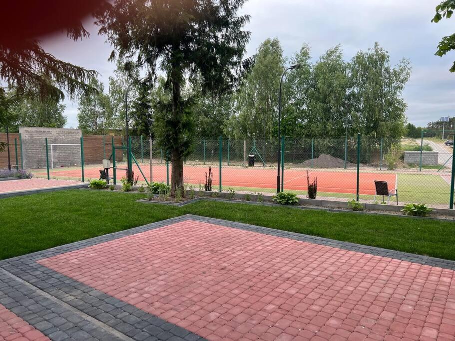 Mieszkanie - *